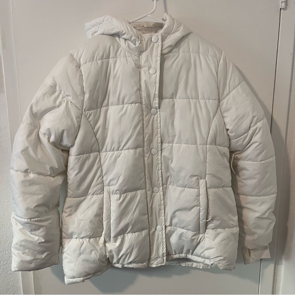 NWT White Heavyweight Puffer Coat Women’s Large Winter Warm Cozy